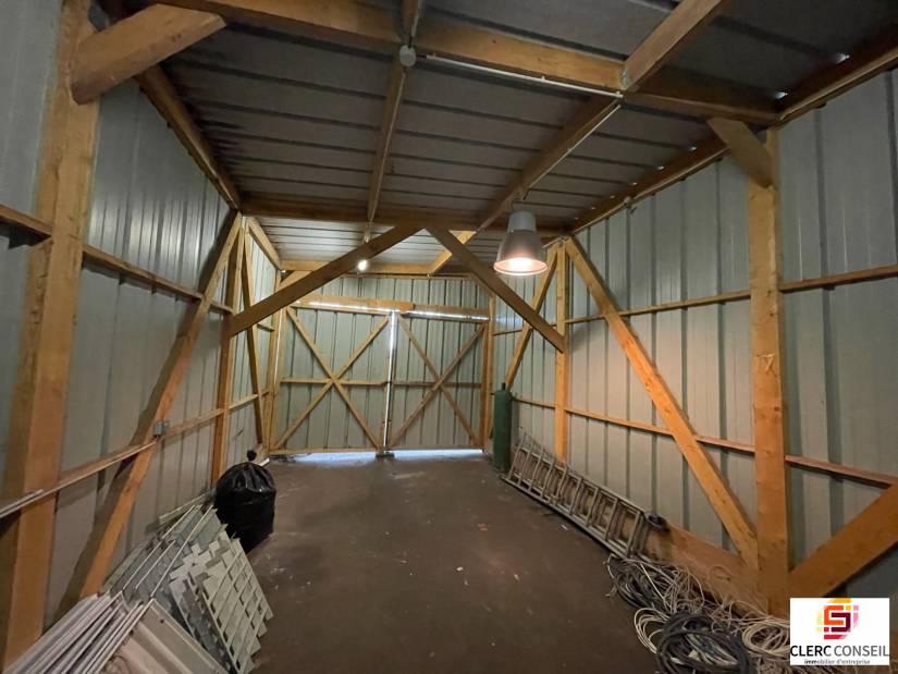 Location - Local d'activité 76m² - Saint-martin-du-vivier