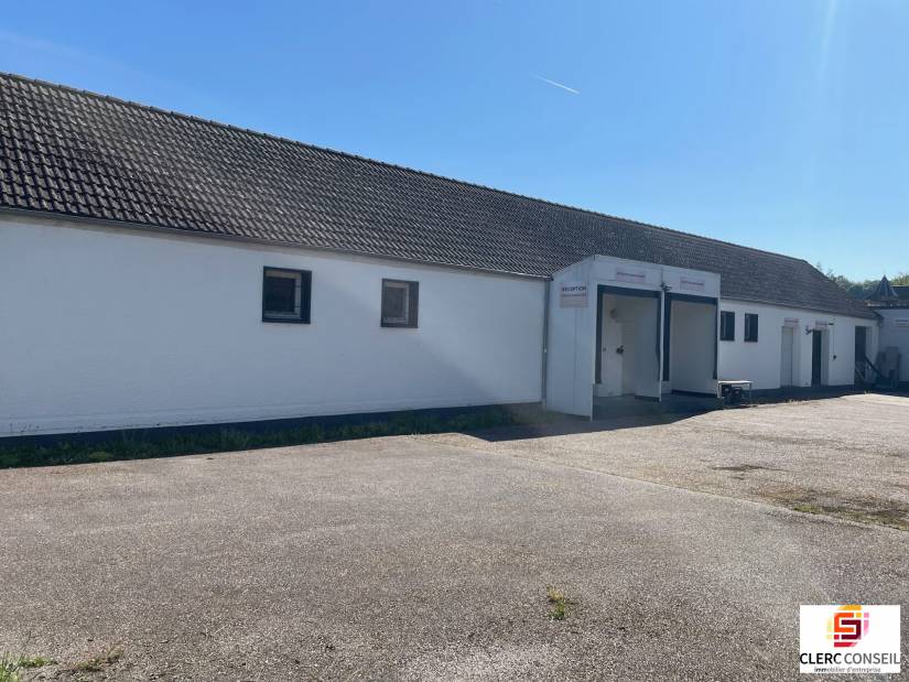 Location - Local d'activité 600m² - Porte-de-seine