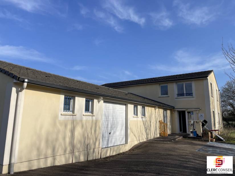Location - Local d'activité 380m² - Val-de-reuil