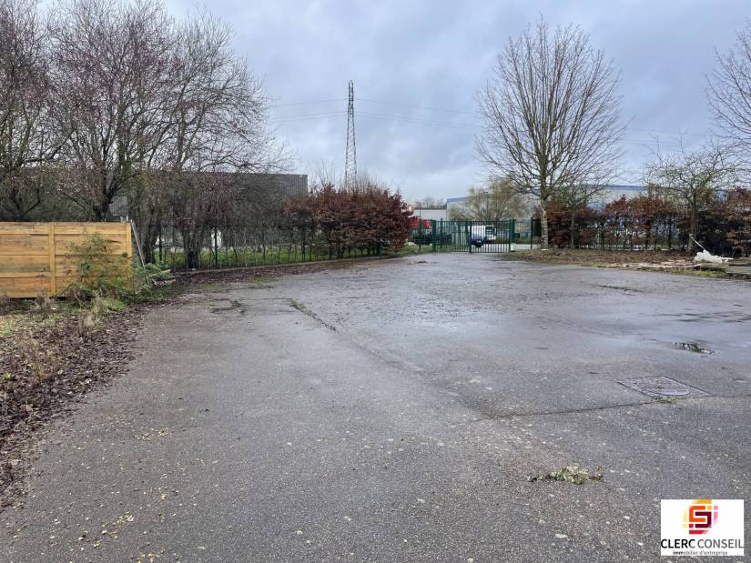 Location - Local d'activité 380m² - Val-de-reuil