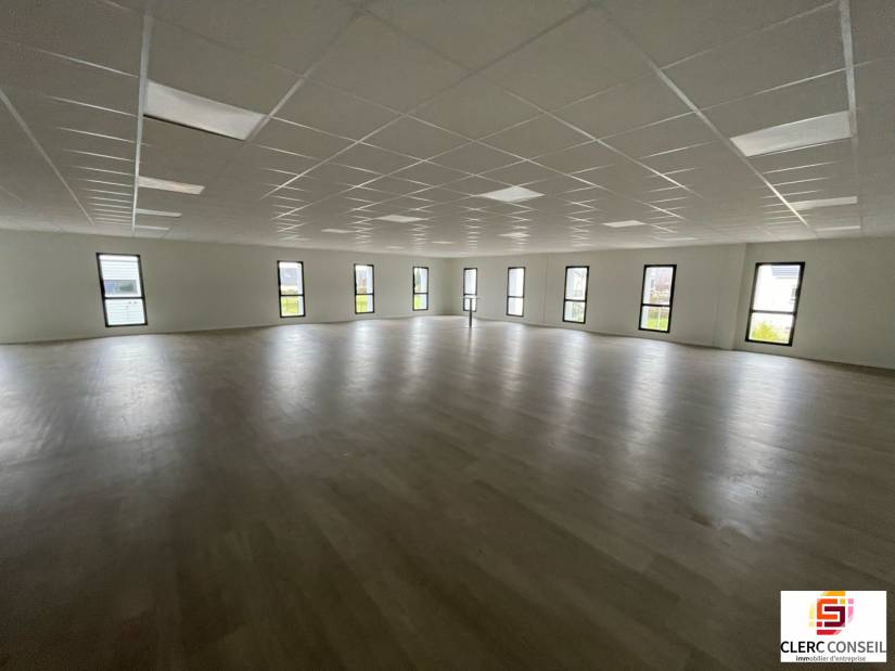 Location - Bureaux 263m² - Franqueville-saint-pierre