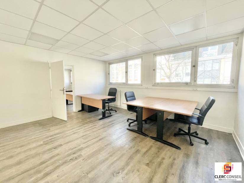 Location - Bureaux 251m² - Rouen