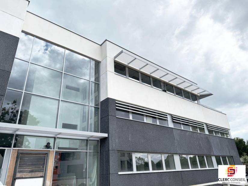 Location - Bureaux 454m² - Mont-saint-aignan