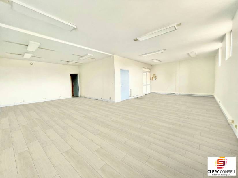 Location - Bureaux 75m² - Rouen
