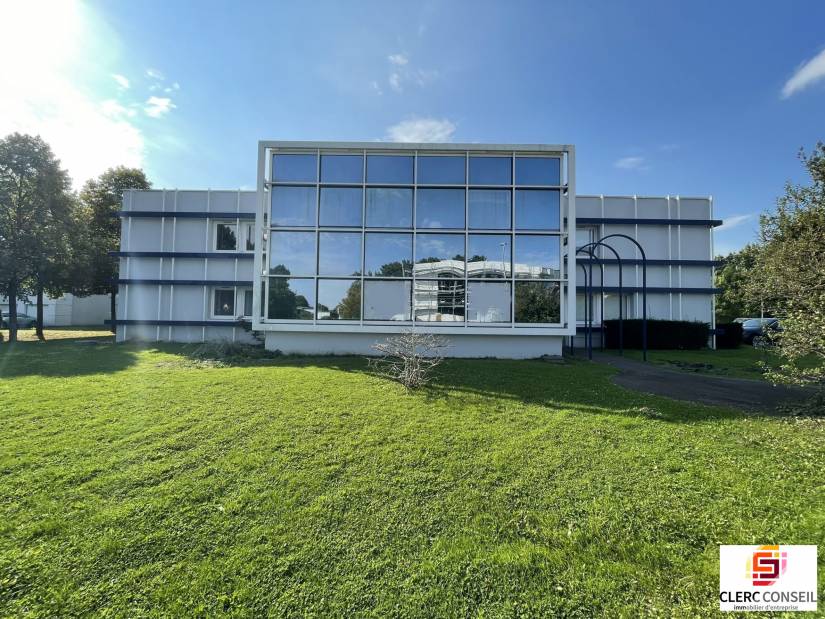Location - Bureaux 101m² - Mont-saint-aignan