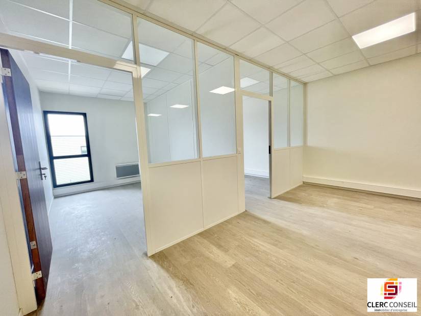 Location - Bureaux 62m² - Franqueville-saint-pierre