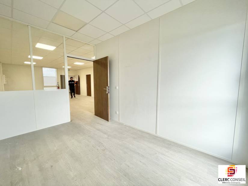 Location - Bureaux 62m² - Franqueville-saint-pierre