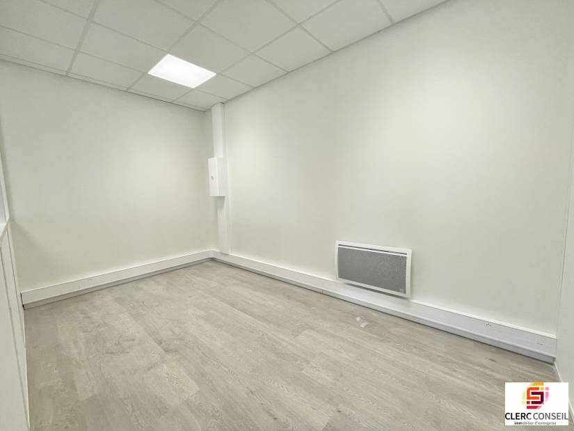 Location - Bureaux 129m² - Franqueville-saint-pierre