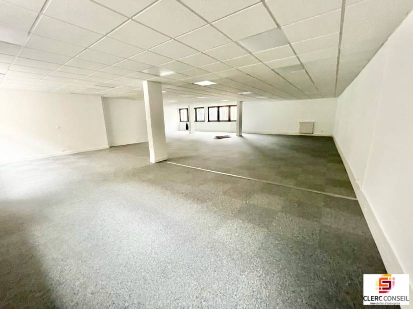 Location - Bureaux 166m² - Rouen
