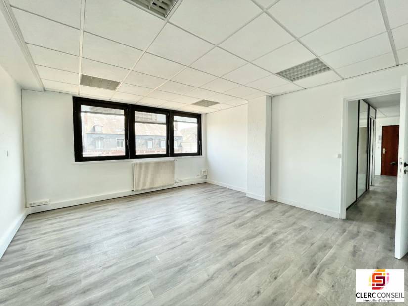 Location - Bureaux 64m² - Rouen