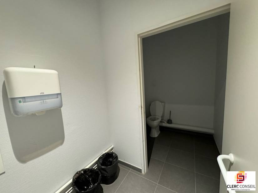 Location - Bureaux 322m² - Mont-saint-aignan