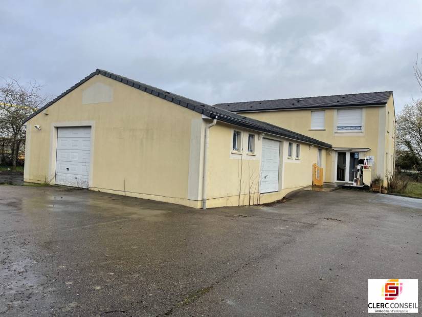 Vente - Local d'activité 380m² - Val-de-reuil