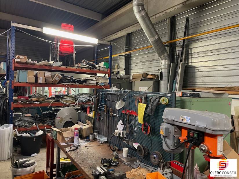 Vente - Local d'activité 4400m² - Heudebouville