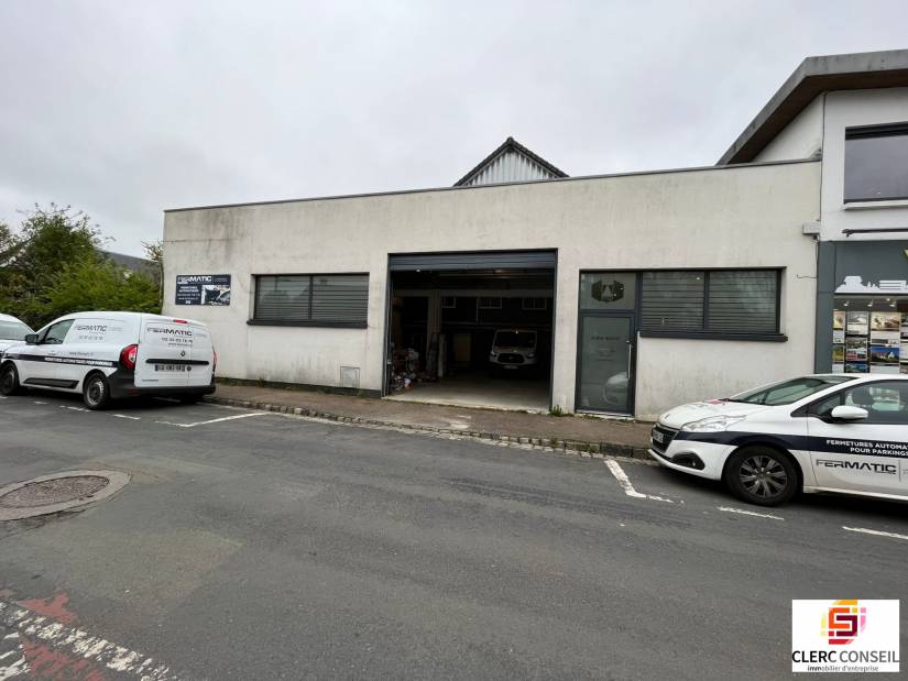 Location - Local d'activité 470m² - Bihorel