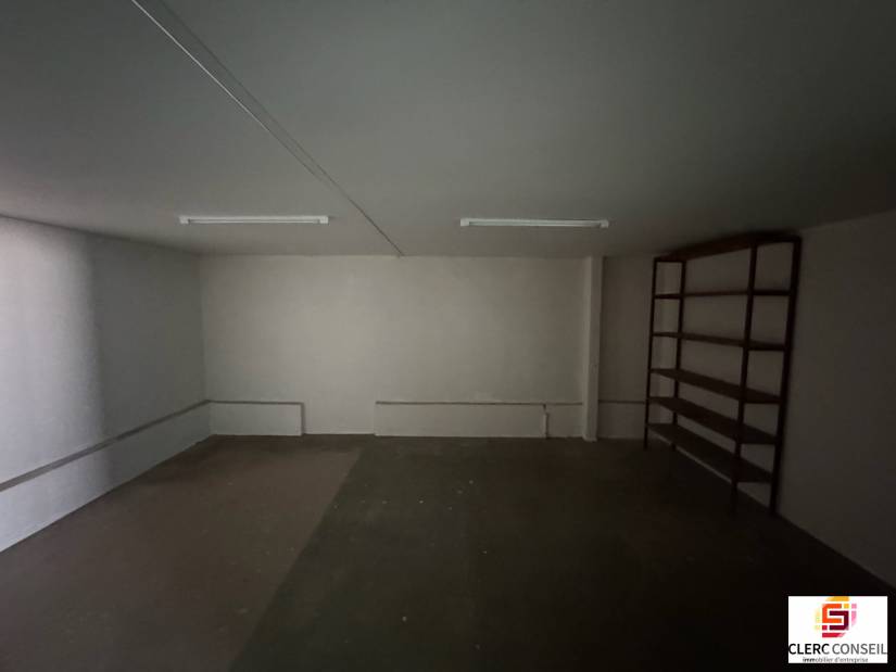 Location - Local d'activité 470m² - Bihorel
