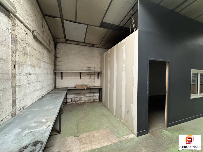 Location - Local d'activité 470m² - Bihorel