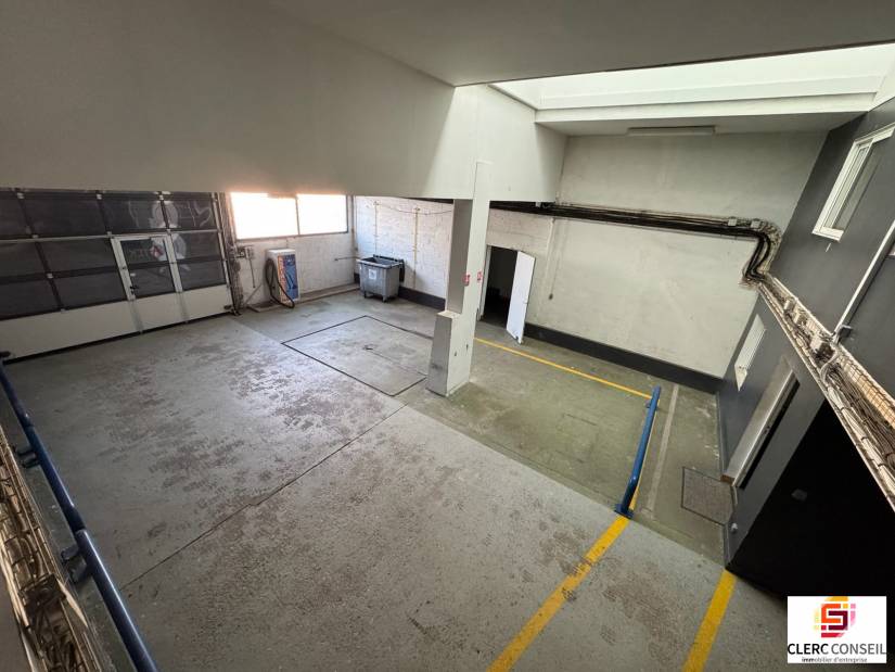 Location - Local d'activité 470m² - Bihorel