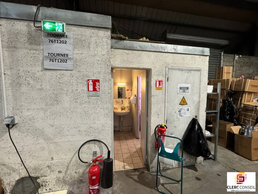 Location - Local d'activité 2000m² - Saint-Étienne-du-rouvray