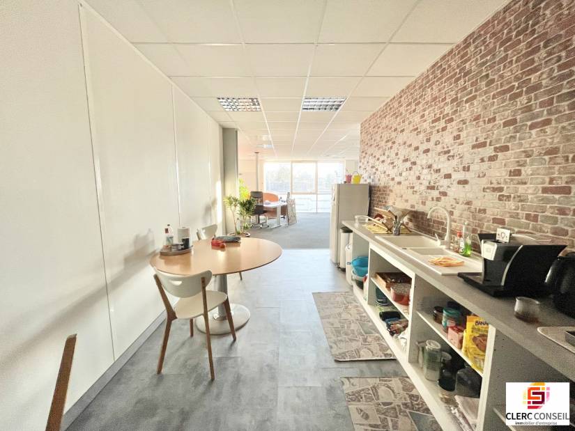Location - Bureaux 213m² - Mont-saint-aignan