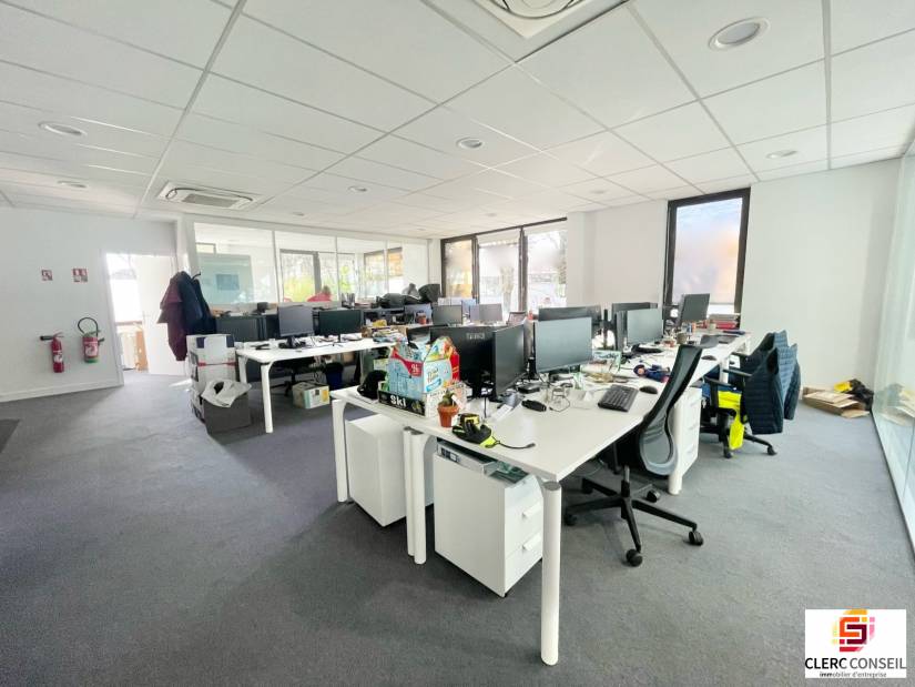 Location - Bureaux 145m² - Mont-saint-aignan