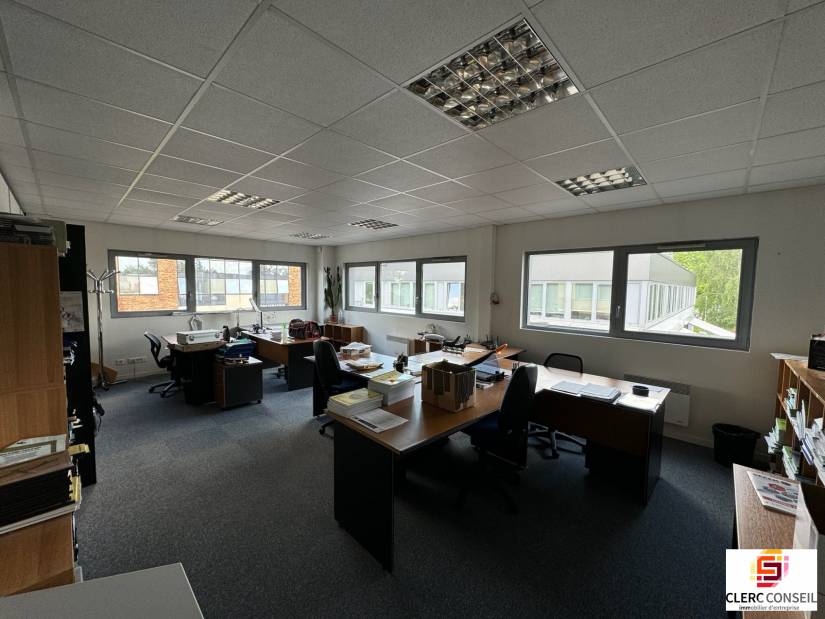 Location - Bureaux 547m² - Mont-saint-aignan