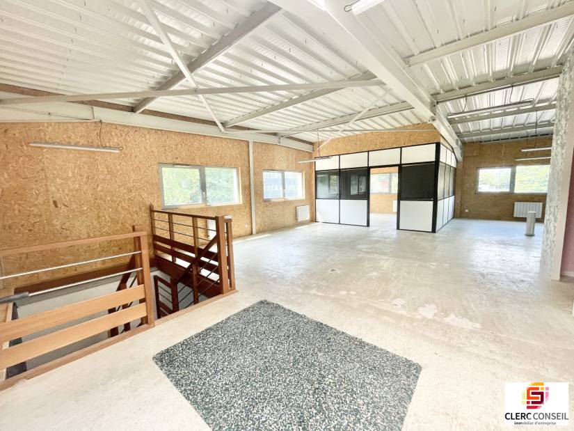 Location - Bureaux 225m² - Mont-saint-aignan