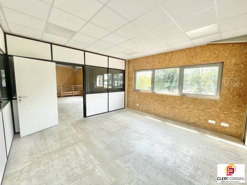 Location - Bureaux 225m² - Mont-saint-aignan