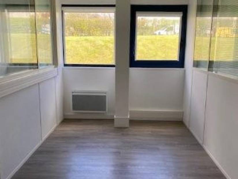 Location - Bureaux 1086m² - Mont-saint-aignan