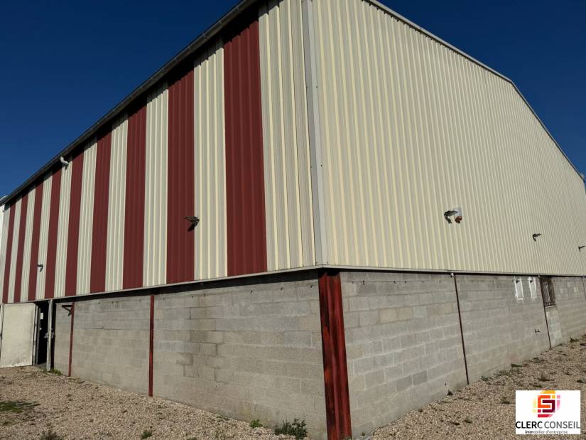 Location - Local d'activité 408m² - Saint-Étienne-du-rouvray