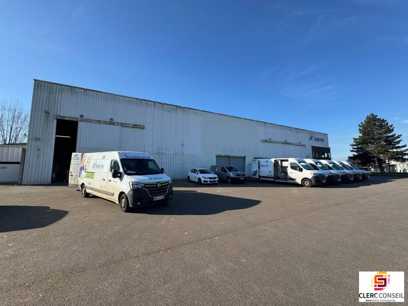 Location - Local d'activité 945m² - Le petit-quevilly