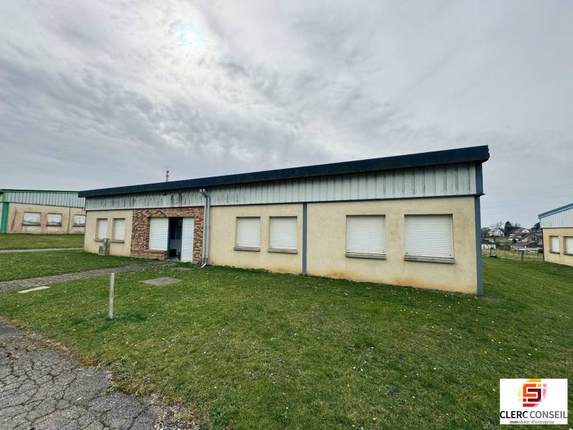 Location - Bureaux 372m² - La frénaye
