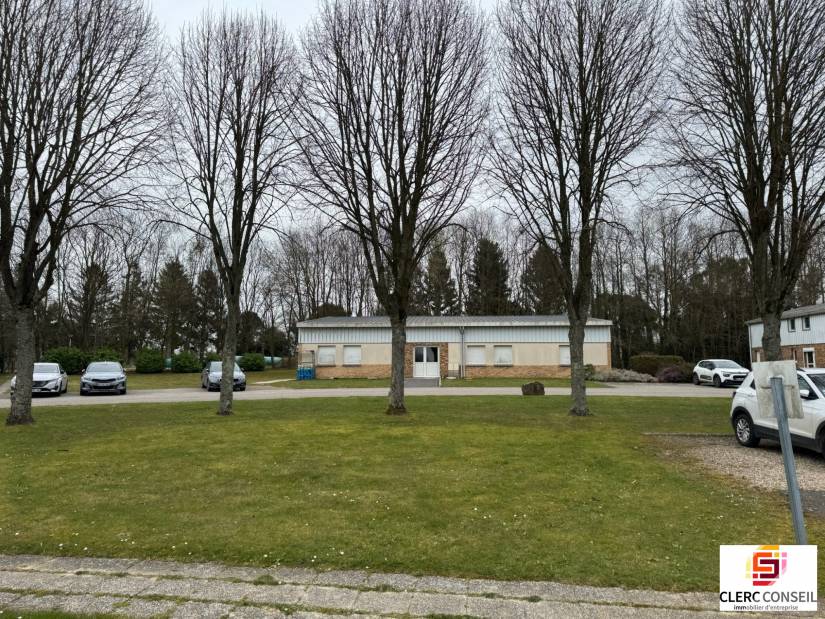 Location - Bureaux 175m² - La frénaye
