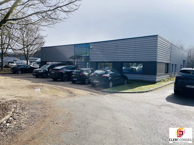 Location - Local d'activité 400m² - Guichainville
