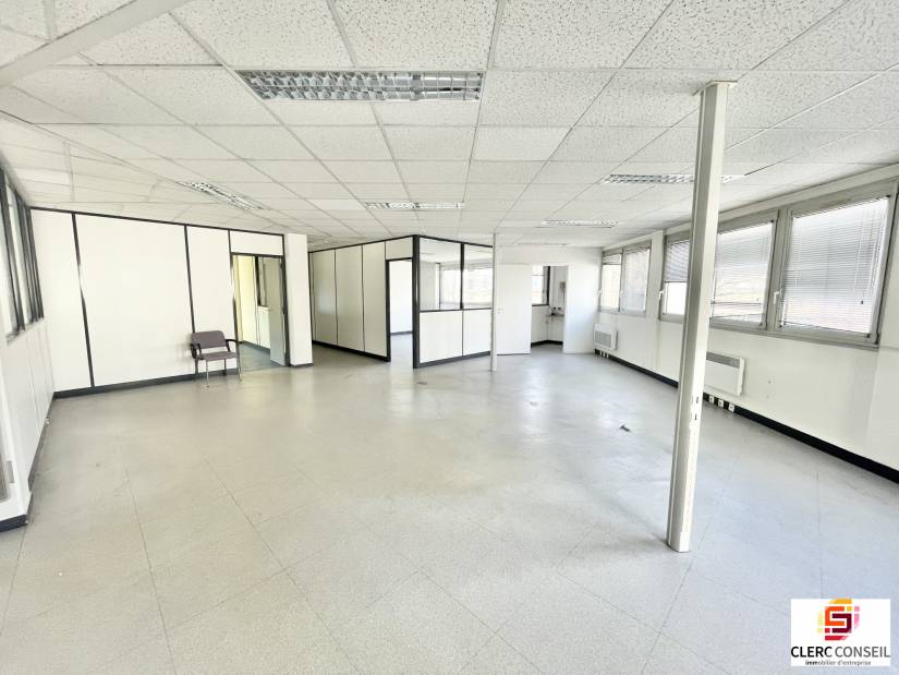 Location - Bureaux 301m² - Rouen