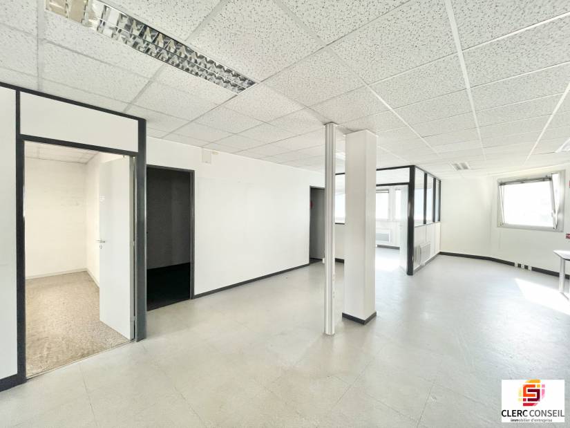 Location - Bureaux 301m² - Rouen
