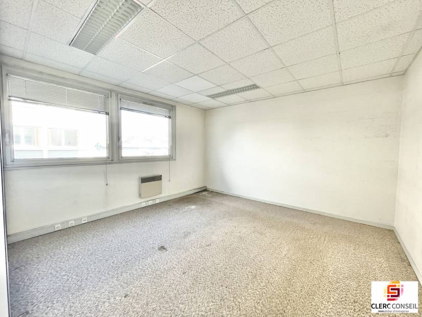 Location - Bureaux 301m² - Rouen