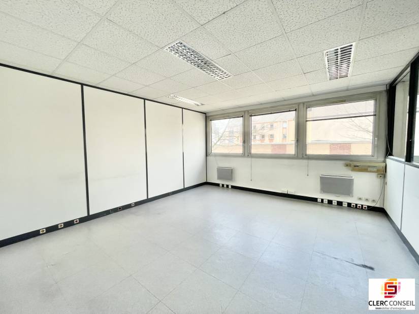 Location - Bureaux 301m² - Rouen