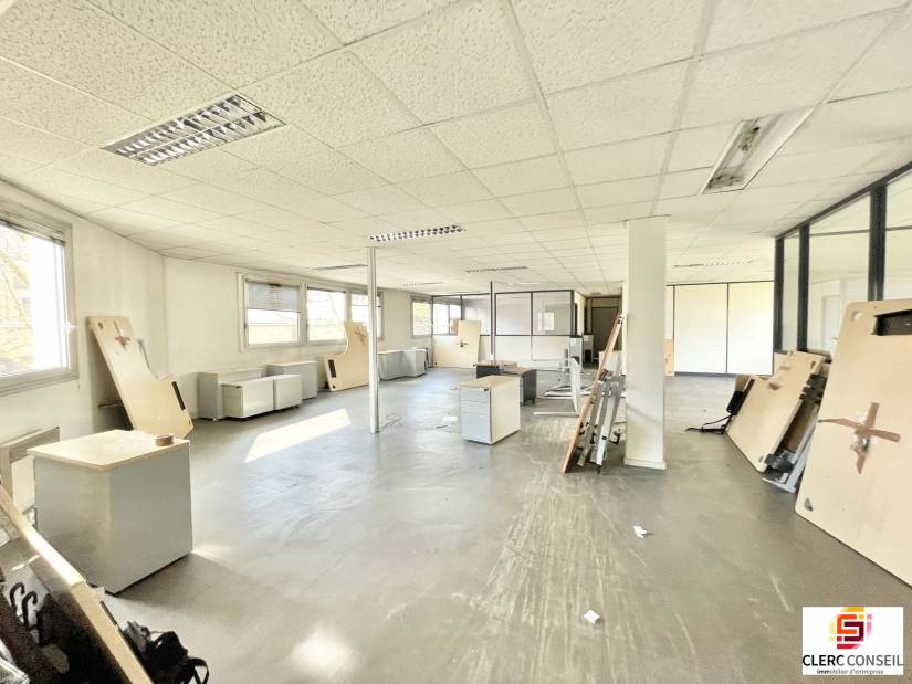Location - Bureaux 301m² - Rouen