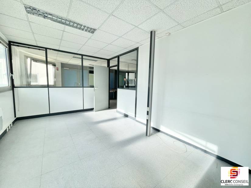 Location - Bureaux 301m² - Rouen