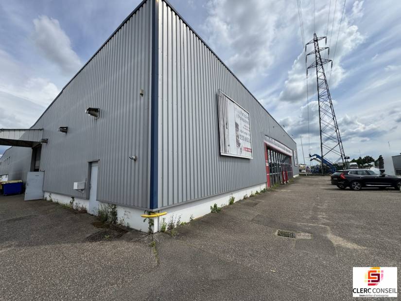 Location - Local d'activité 760m² - Sotteville-lès-rouen