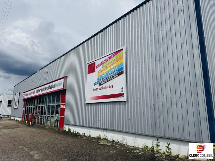 Location - Local d'activité 760m² - Sotteville-lès-rouen