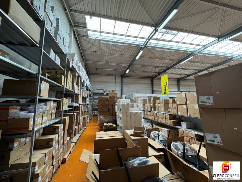 Location - Local d'activité 760m² - Sotteville-lès-rouen