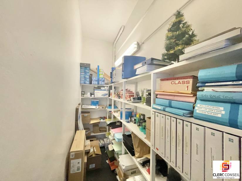 Location - Local commercial 151m² - Rouen