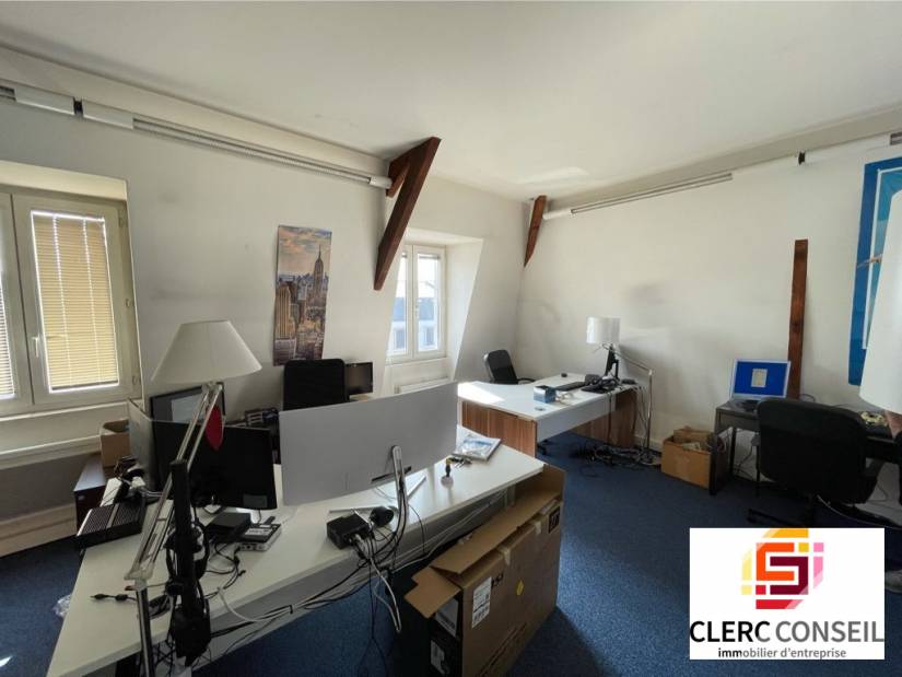 Location - Bureaux 323m² - Rouen