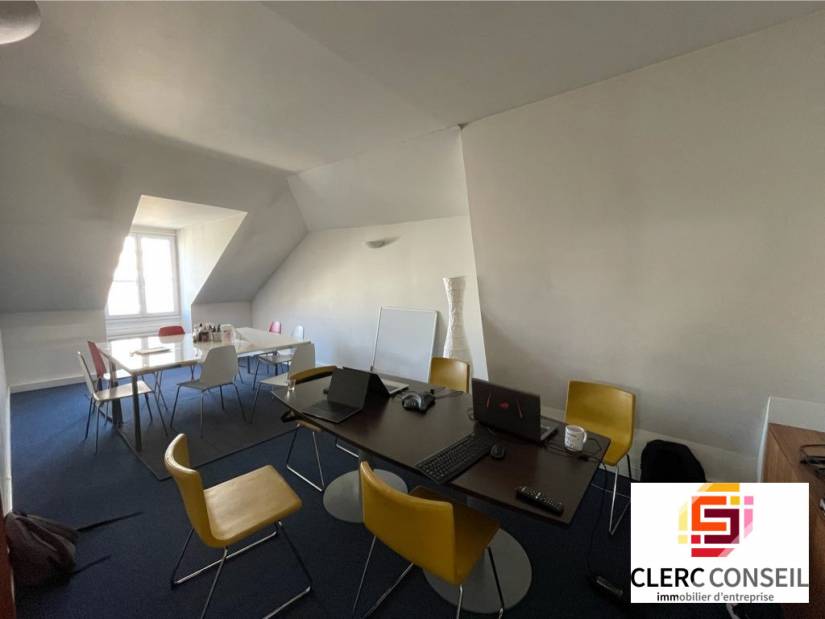 Location - Bureaux 323m² - Rouen