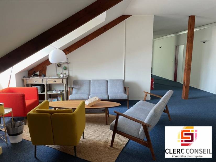 Location - Bureaux 323m² - Rouen