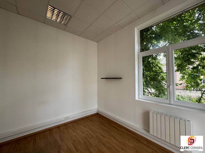 Location - Bureaux 86m² - Louviers