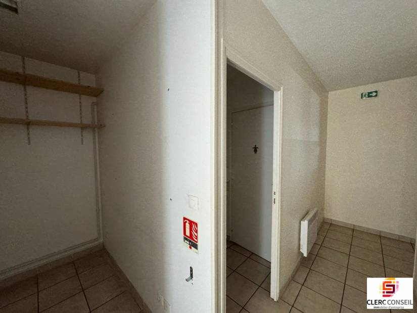 Location - Bureaux 108m² - Évreux