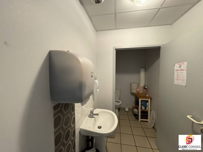 Location - Bureaux 765m² - Évreux
