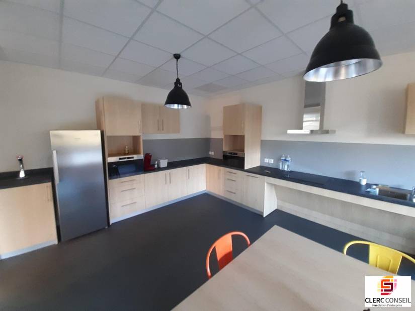 Location - Bureaux 66m² - Saint-Étienne-du-rouvray